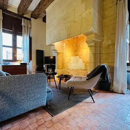 T1 Bis Of Character With Mezzanine In Old Tours